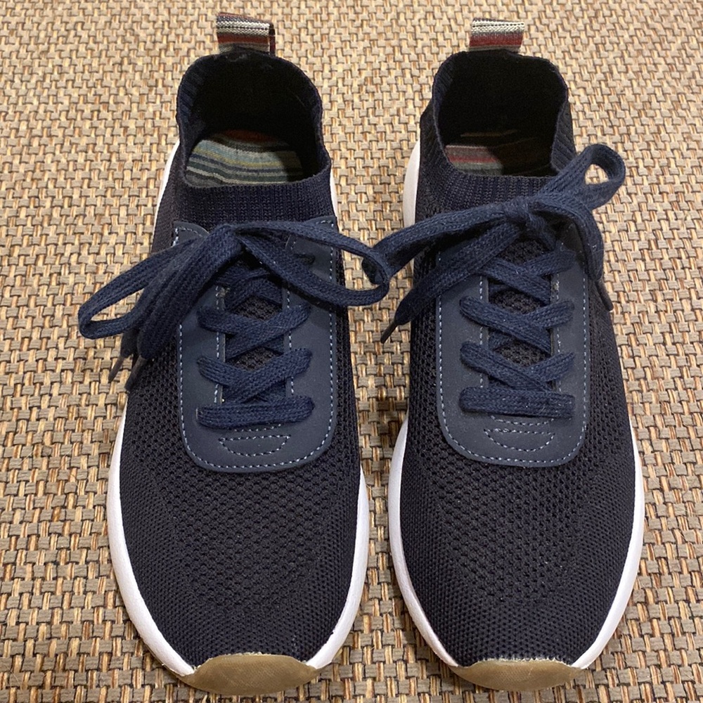 True Craft 7.5 Navy Sneakers